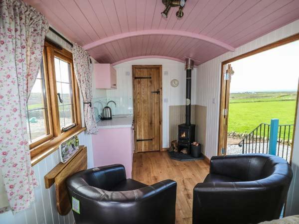 Llety'R Bugail Villa Holyhead Buitenkant foto